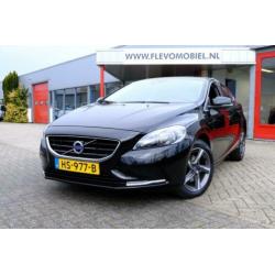 Volvo V40 2.0 D2 Summum Business Leer/Navi/Enz.
