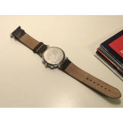Horloge model Louis Vuitton Tambour