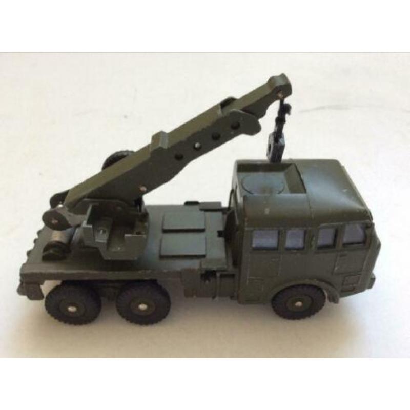 Dinky Toys militaire voertuigen