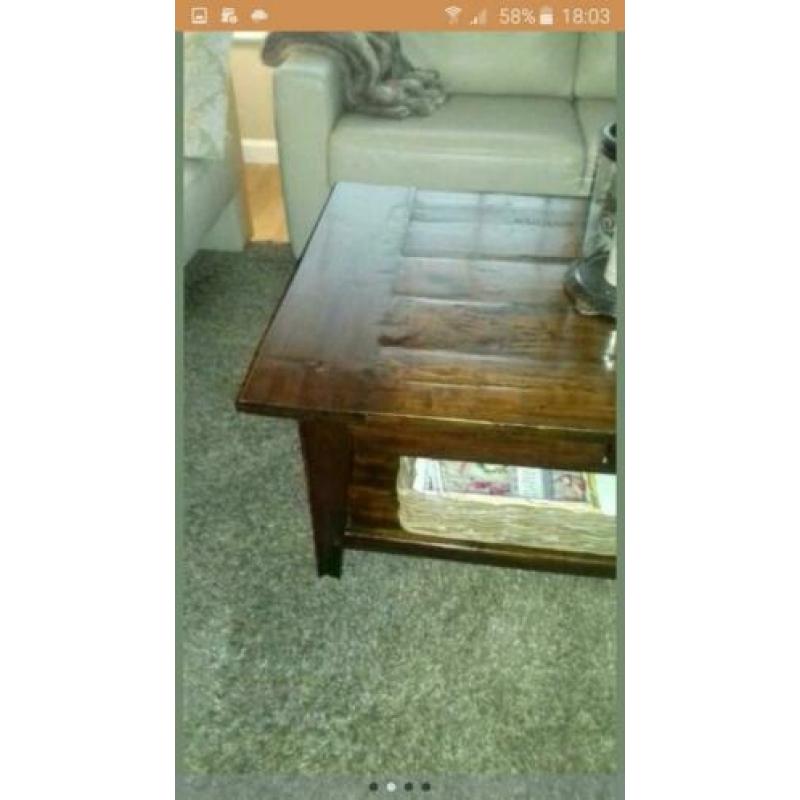 Salontafel 140 80 50 cm met lade 75.00€