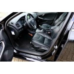Volvo V40 2.0 D2 Summum Business Leer/Navi/Enz.