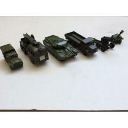 Dinky Toys militaire voertuigen