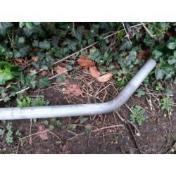 Metalen buis met ophangstuk