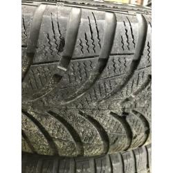 Winterbanden Volvo v70 2005