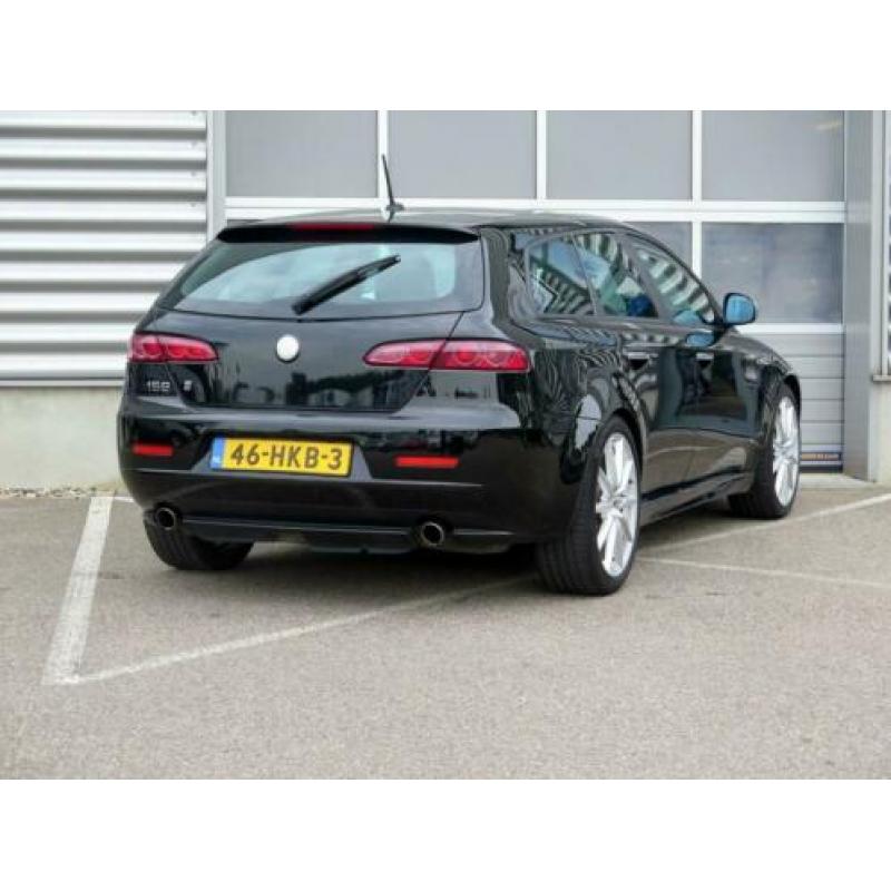 Alfa Romeo 159 Sportwagon 2.2 JTS TI 185pk / Sportstoelen /