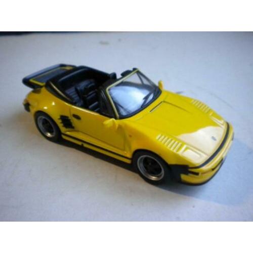 High Speed - Porsche 911 Carrera Slant Nose 1989