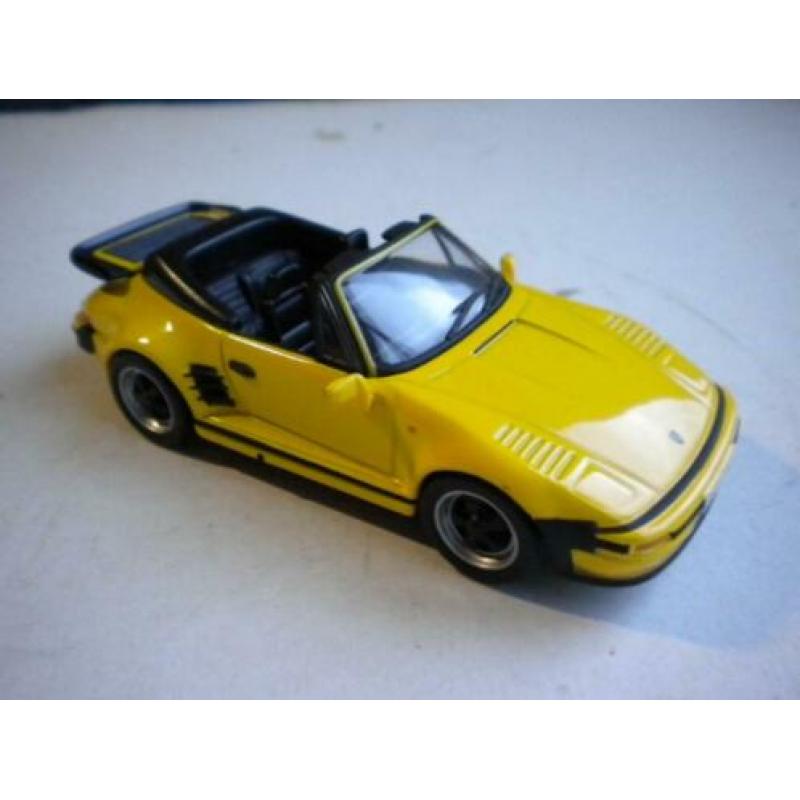 High Speed - Porsche 911 Carrera Slant Nose 1989