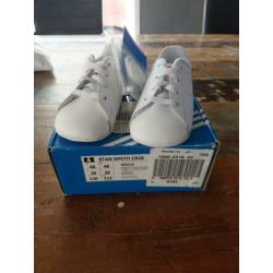Wit met roze Adidas Stan smith maat 20