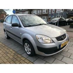 Kia Rio 1.4 L 100 DKM Airco apk (bj 2005)