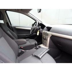 Opel Astra 1.6 Temptation ?? AIRCO ?? TREKHAAK! (bj 2007)