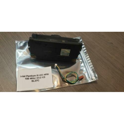 Intel Pentium III 450MHz 100MHz/512KB SL37C