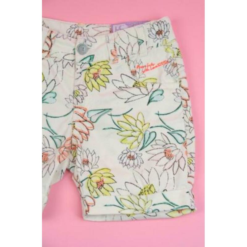 zgan LCKR short korte broek ecru met bloemenprint mt 110/116