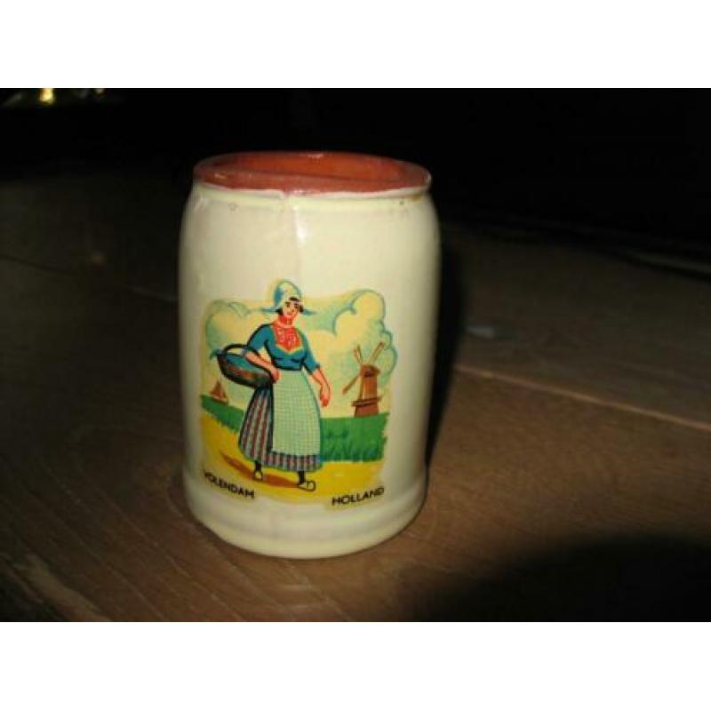 leuk oud mini bierpulletje van Volendam Holland