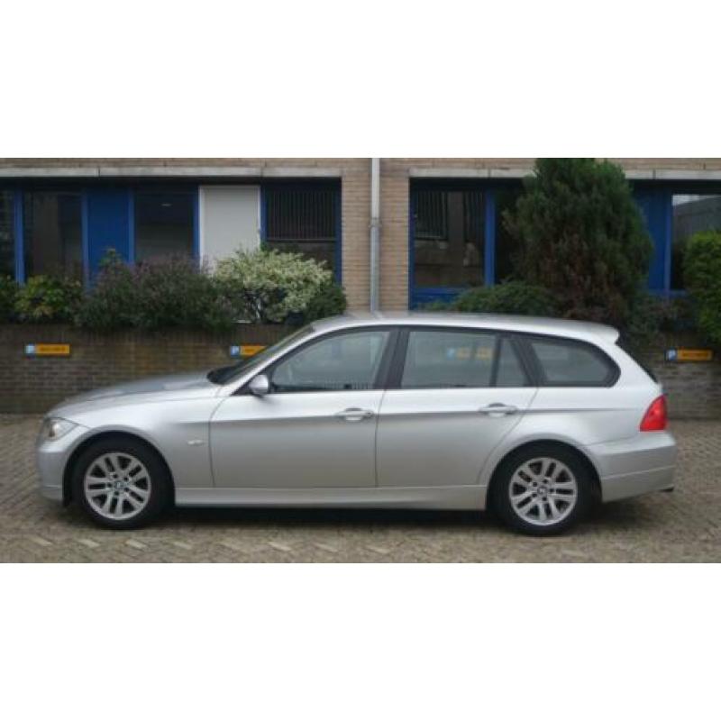 BMW 3-serie 318i Touring