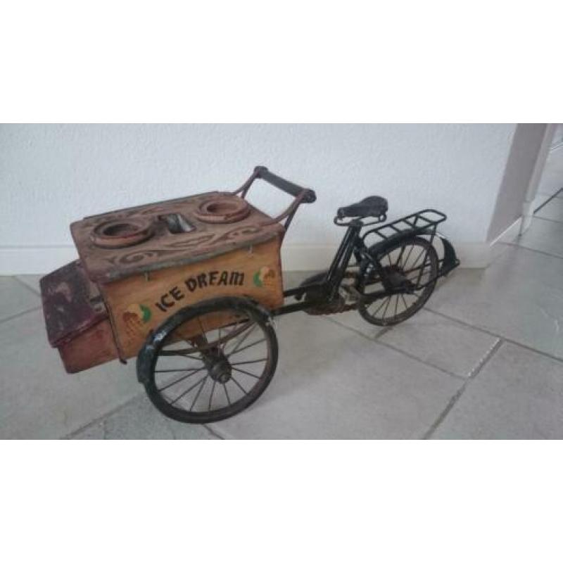 Schaalmodel IJskar/Bakfiets- Ice Dream- handgemaakt- Vintage