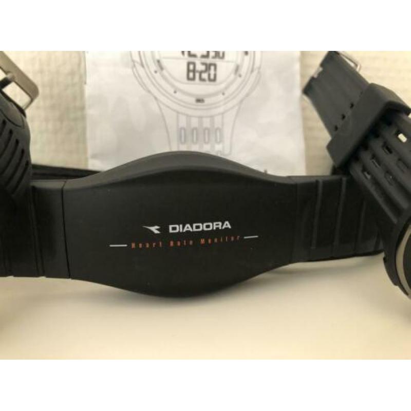 2 x sporthorloge en 1x hartslagmeter Diadora, nieuw