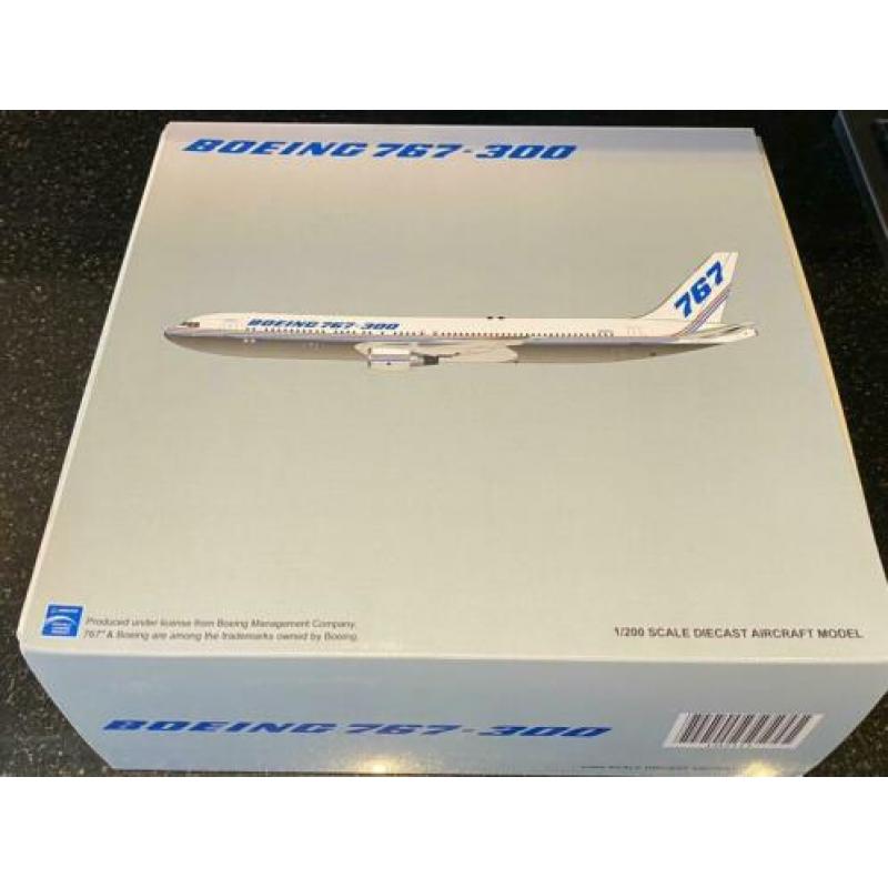 Boeing 767-300 jc wings 1:200 rare item