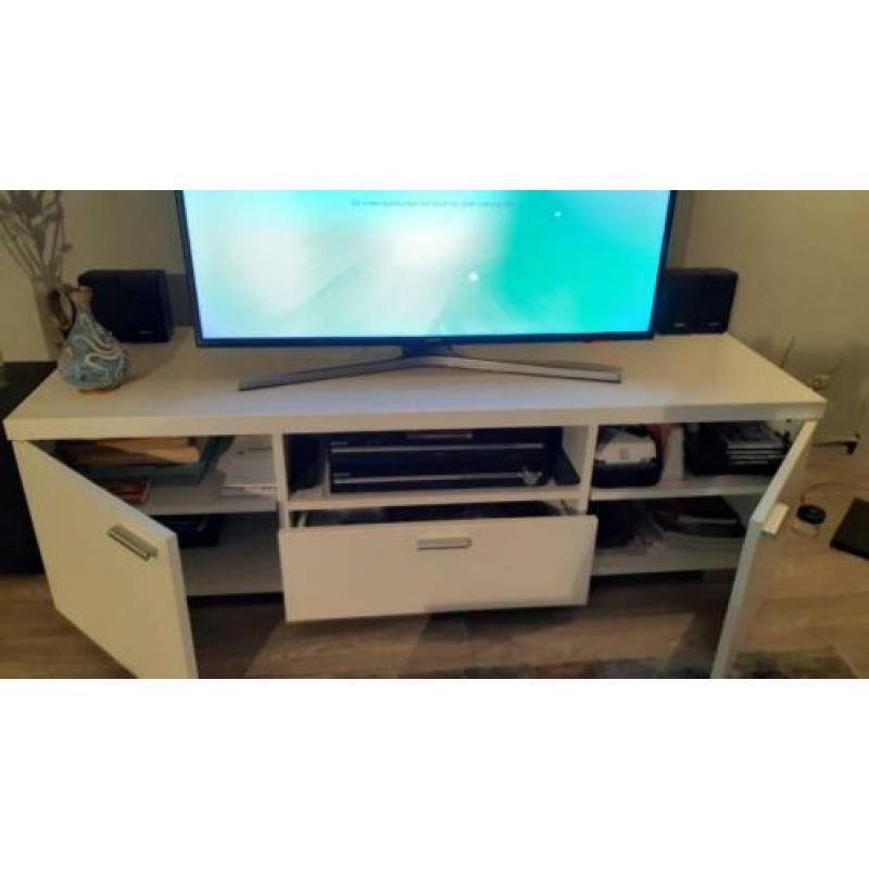 tv meubel en salontafel