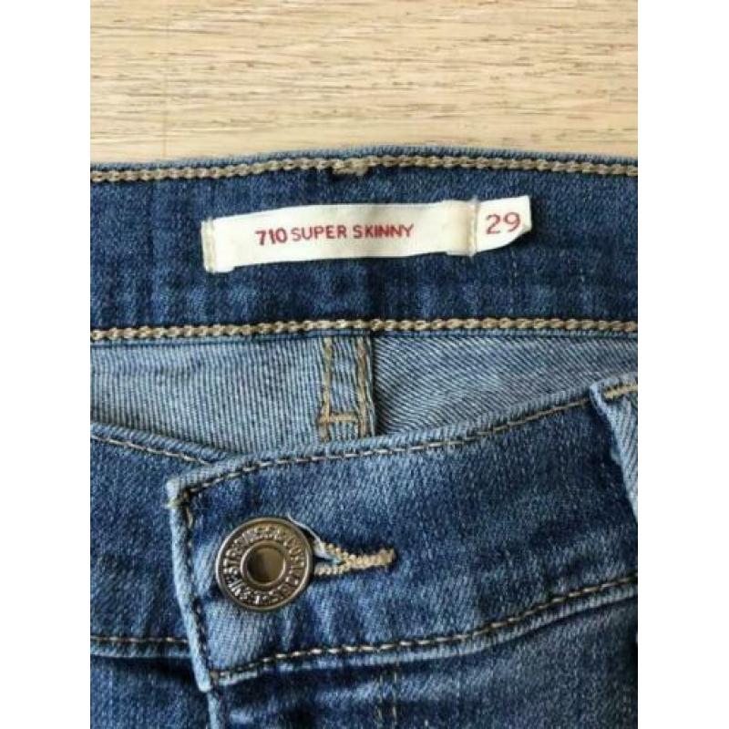 Levi’s 710 29x32