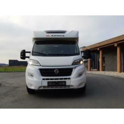 Adria matrix axess 670sl met lengtebedden 5 persoons
