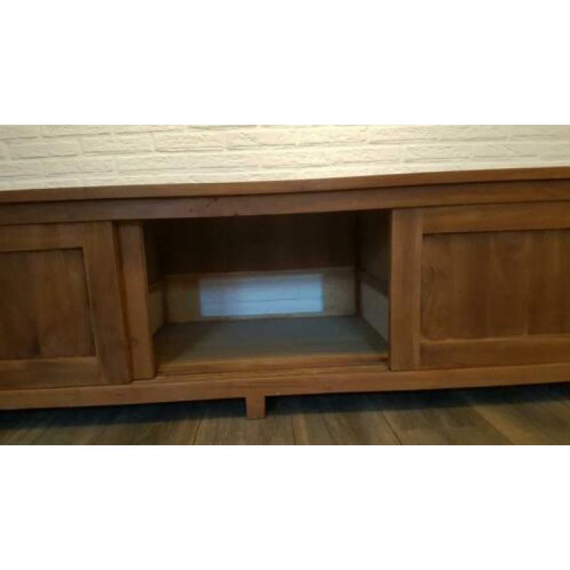 Teak houten tv meubel. Prima kwaliteitsmeubel.