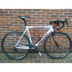 Racefiets, Shimano 105 derailleurs/shifters