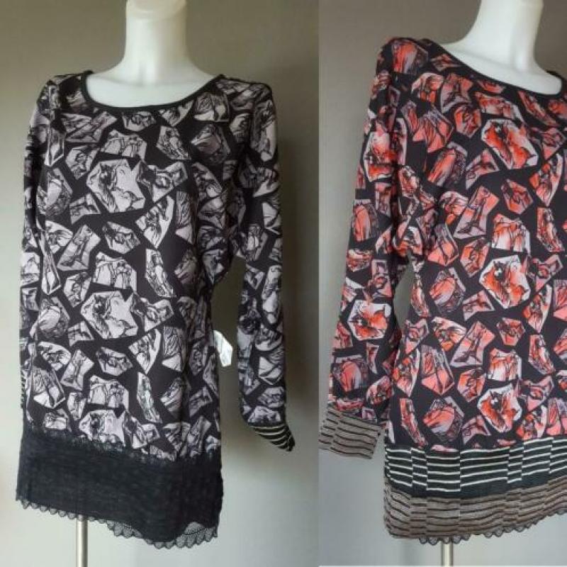 tuniek Save the Queen - NIEUW - 2 in 1 - print - kant - M/L