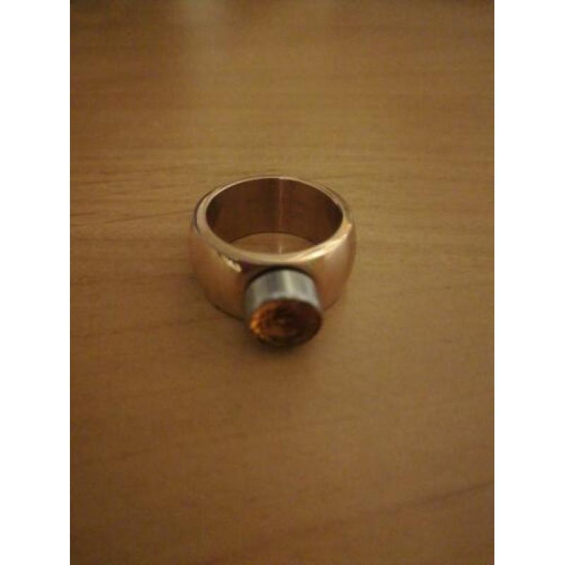 Melano ring rose kleurig met mooie setting