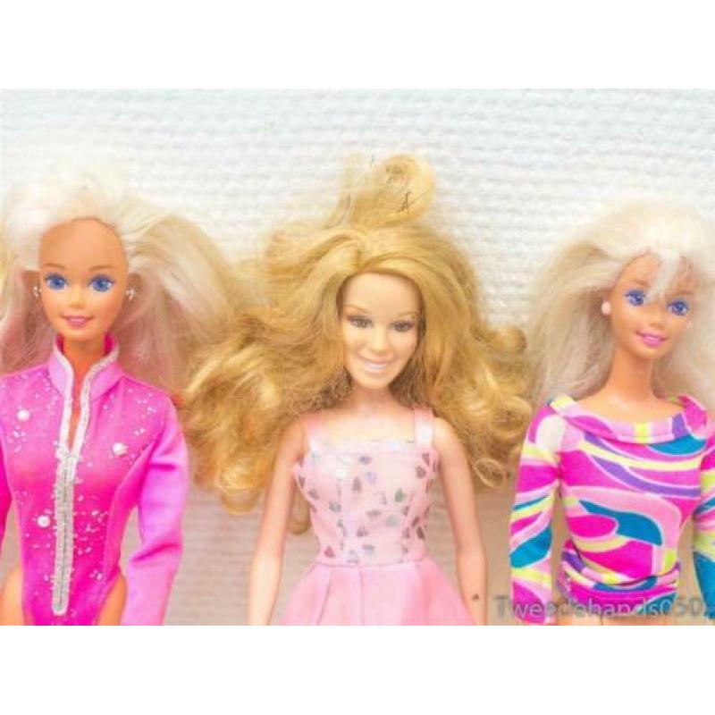 Barbie poppen 89094