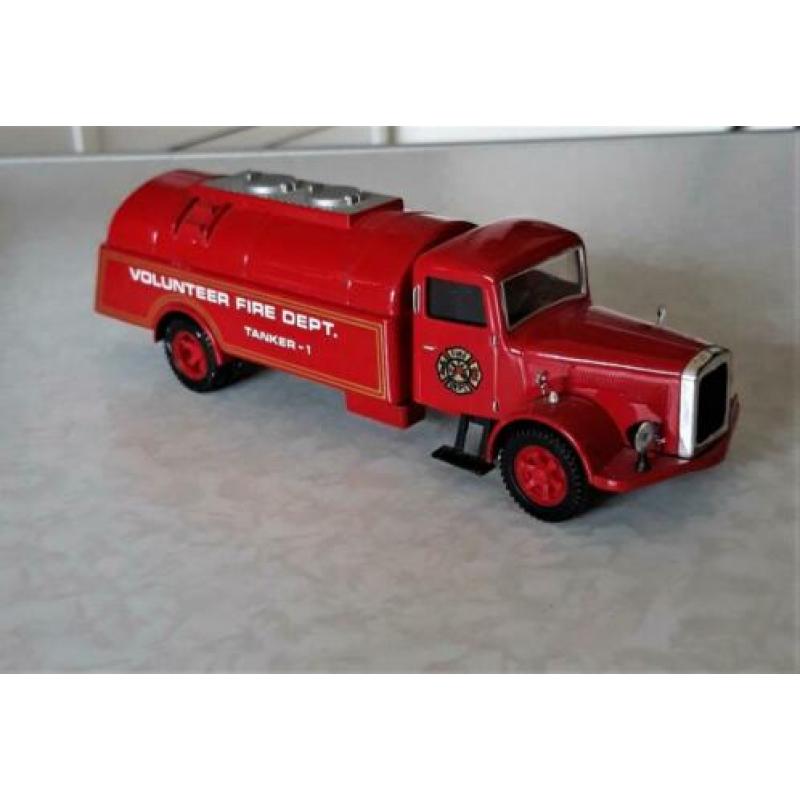 Corgi Classics fire dept. met certif. en ovp...1/50