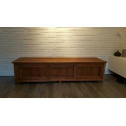 Teak houten tv meubel. Prima kwaliteitsmeubel.