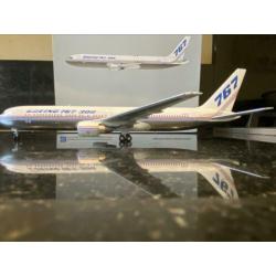 Boeing 767-300 jc wings 1:200 rare item
