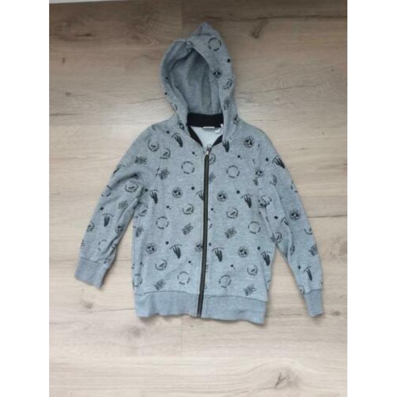 Verschillende kinderkleding.