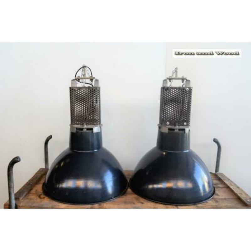 Industriele oude zwart / blauwe grote Mazda lampen D50 H70