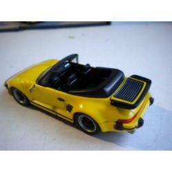 High Speed - Porsche 911 Carrera Slant Nose 1989