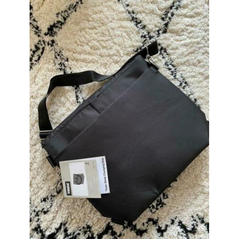 Thule sleek changing bag zwart (luiertas) NIEUW!