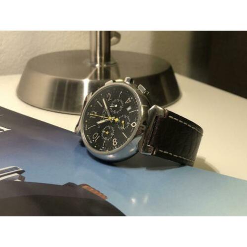 Horloge model Louis Vuitton Tambour