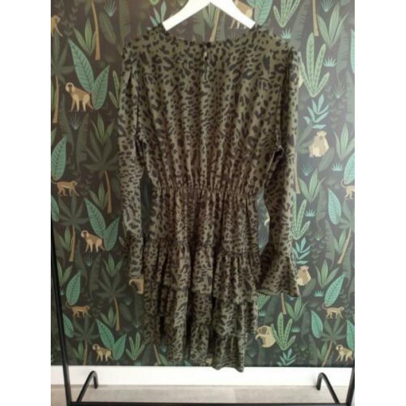 Musthaves jurk maat L 40/42 legergroen dierenprint