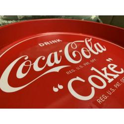 Mooi rood Coca Cola dienblad