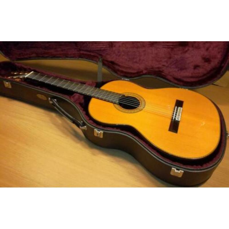 Asturias Renaissance concert gitaar RUILEN ???