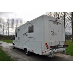 Pilote Explorateur 715 FC Automaat, Queensbed