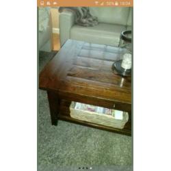 Salontafel 140 80 50 cm met lade 75.00€