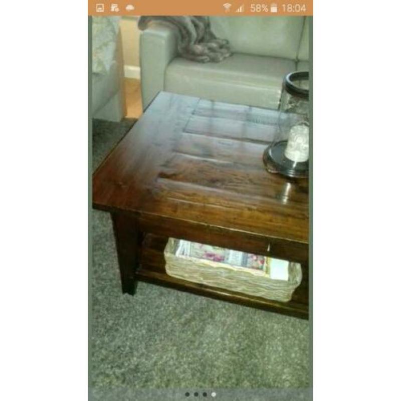 Salontafel 140 80 50 cm met lade 75.00€