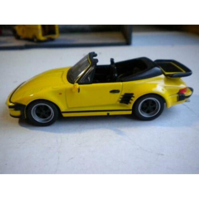 High Speed - Porsche 911 Carrera Slant Nose 1989