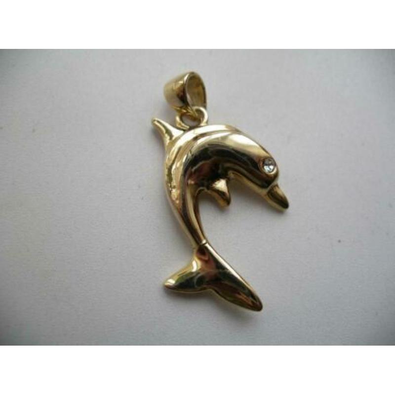 Een mooie Goudkleurige Dolfijn Hanger