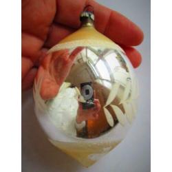 Kerst~Zilver kleur Kerstbal~Glas~Glazen Klassieke Vorm~Bloem