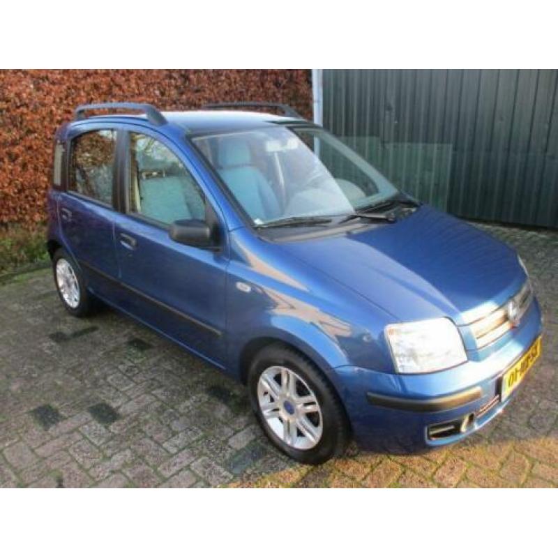 Fiat Panda 1.2 Emotion APK 4-2021 2e Eigenaar. (bj 2004)