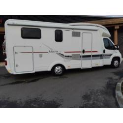 Adria matrix axess 670sl met lengtebedden 5 persoons