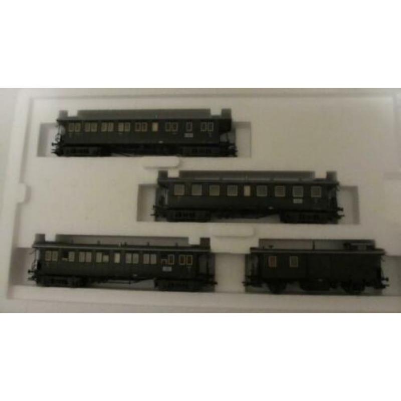 Marlklin HO 42102 Wurtemberger personen rijtuigen.