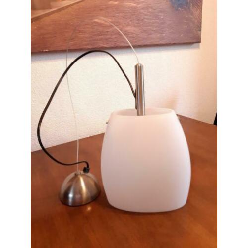 Hanglamp met wit glas